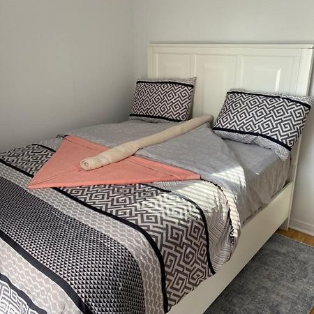 Windsor Airport Room Accommodation Ngoại thất bức ảnh