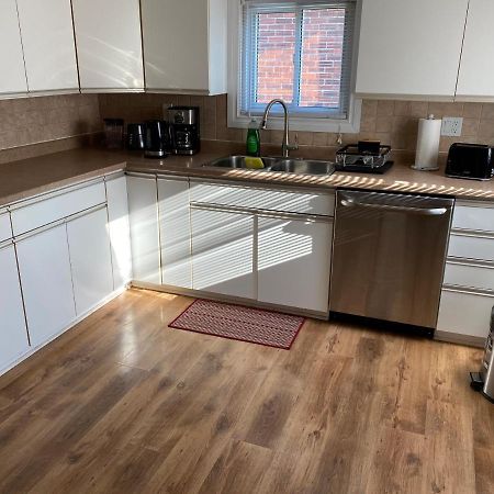Windsor Airport Room Accommodation Ngoại thất bức ảnh